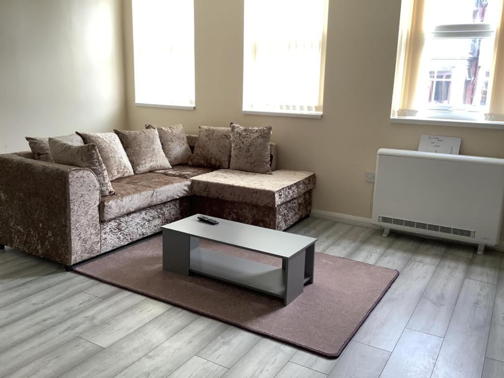 Blackpool Clifton Street Holiday Apartments Bagian luar foto